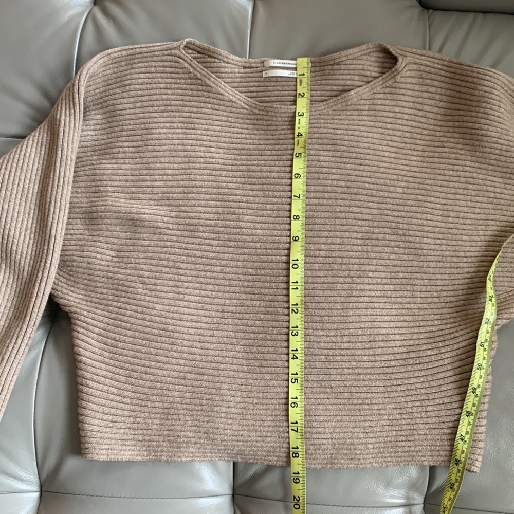 Anthropologie Women Tan Long
Sleeve Drop Shoulder Scoop Neck
Knit Sweater - Picture 8 of 10